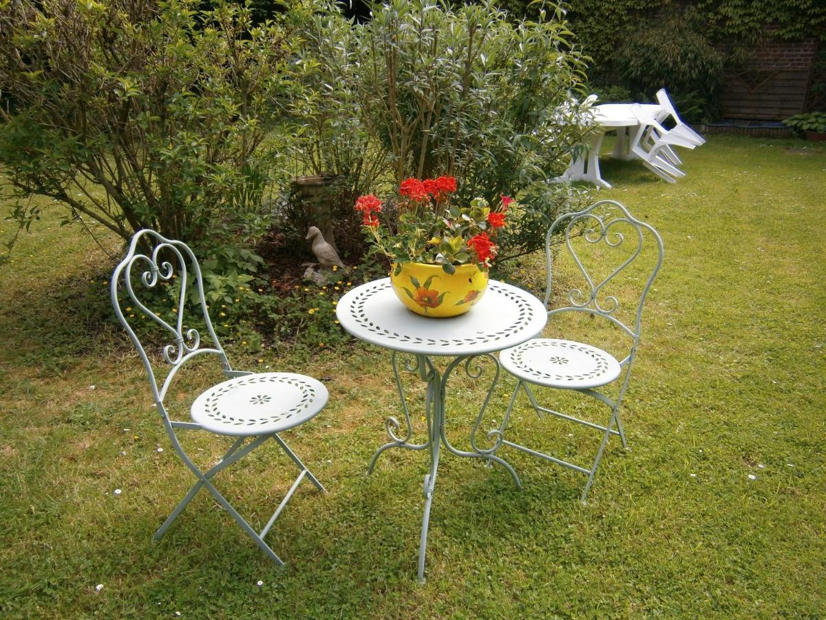 Miraumont Aux Sources De L'Ancre Bed & Breakfast エクステリア 写真