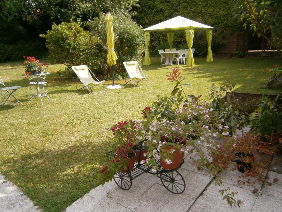 Miraumont Aux Sources De L'Ancre Bed & Breakfast エクステリア 写真